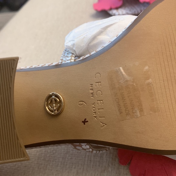 Anthropologie hibiscus 🌺 slide new without box size 6 - Picture 5 of 5